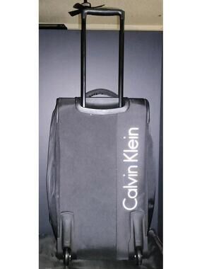 Calvin Klein Medium Luggage Retractable Handle Huge Compartment